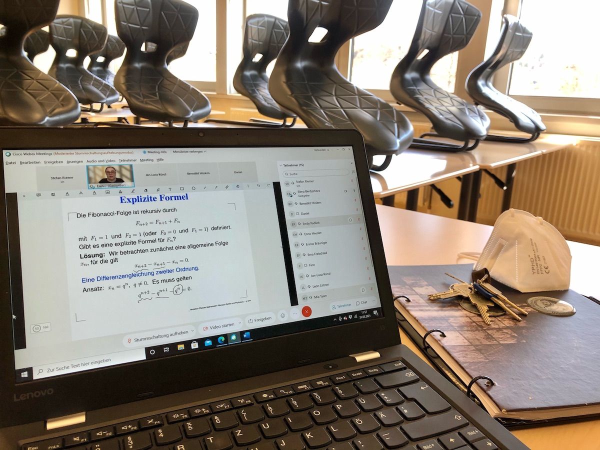 Mathematikleistungskurs nimmt an digitalem Vortragsangebot der JLU Gießen teil