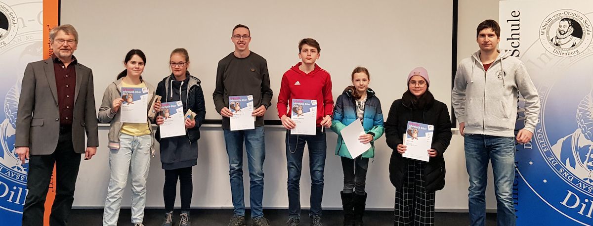 Acht besonders erfolgreiche Informatik-Schüler an der WvO